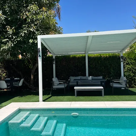 Villa Modern Beachside Townhouse W/ Private Pool *